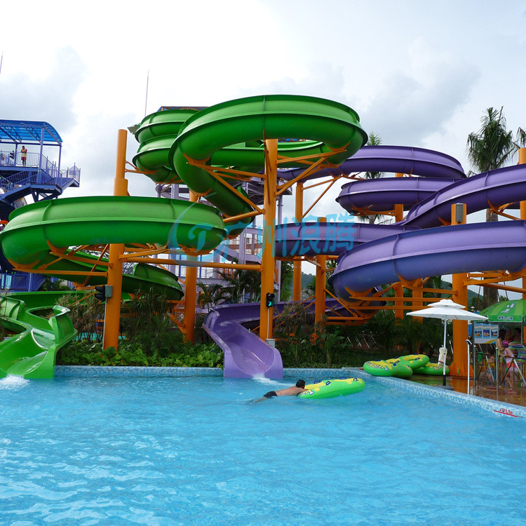 水上樂園設備-螺旋組合滑梯 水上樂園設備-螺旋組合滑梯