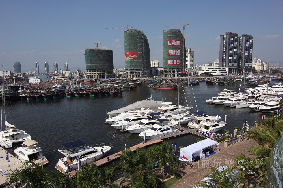 三亞鴻洲國際游艇會碼頭 三亞鴻洲國際游艇會碼頭