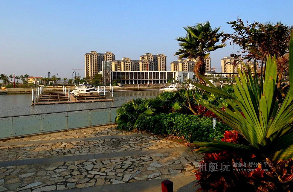 海南海口新埠島國(guó)際游艇會(huì)