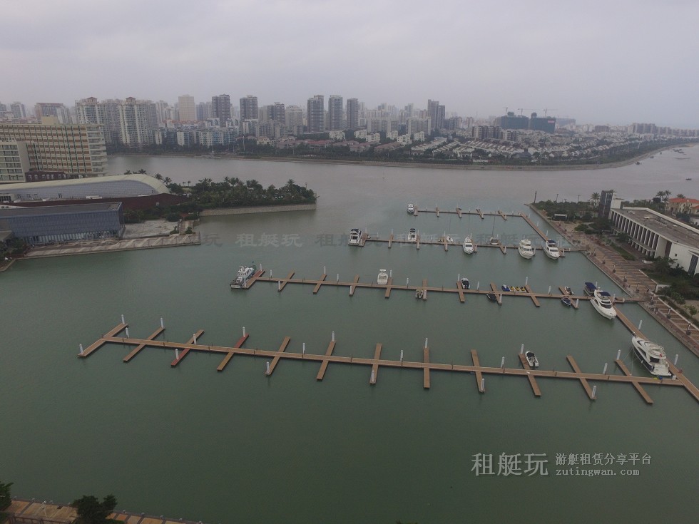 海南?？谛虏簫u國(guó)際游艇會(huì)