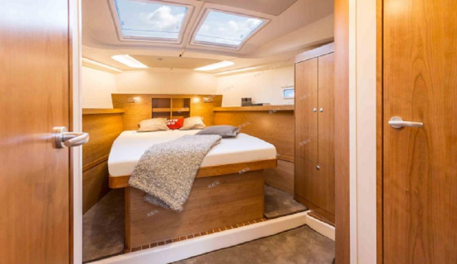 Hanse 455