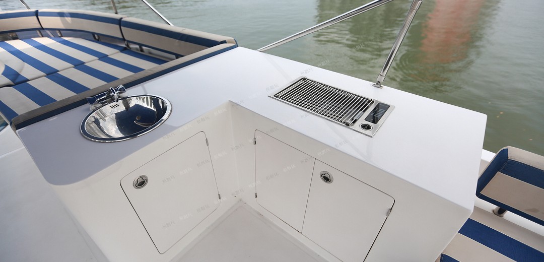 70英尺飛橋游艇 70英尺飛橋游艇